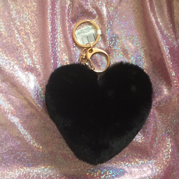 Black Fuzzy Heart Keychain - Picture 2 of 3